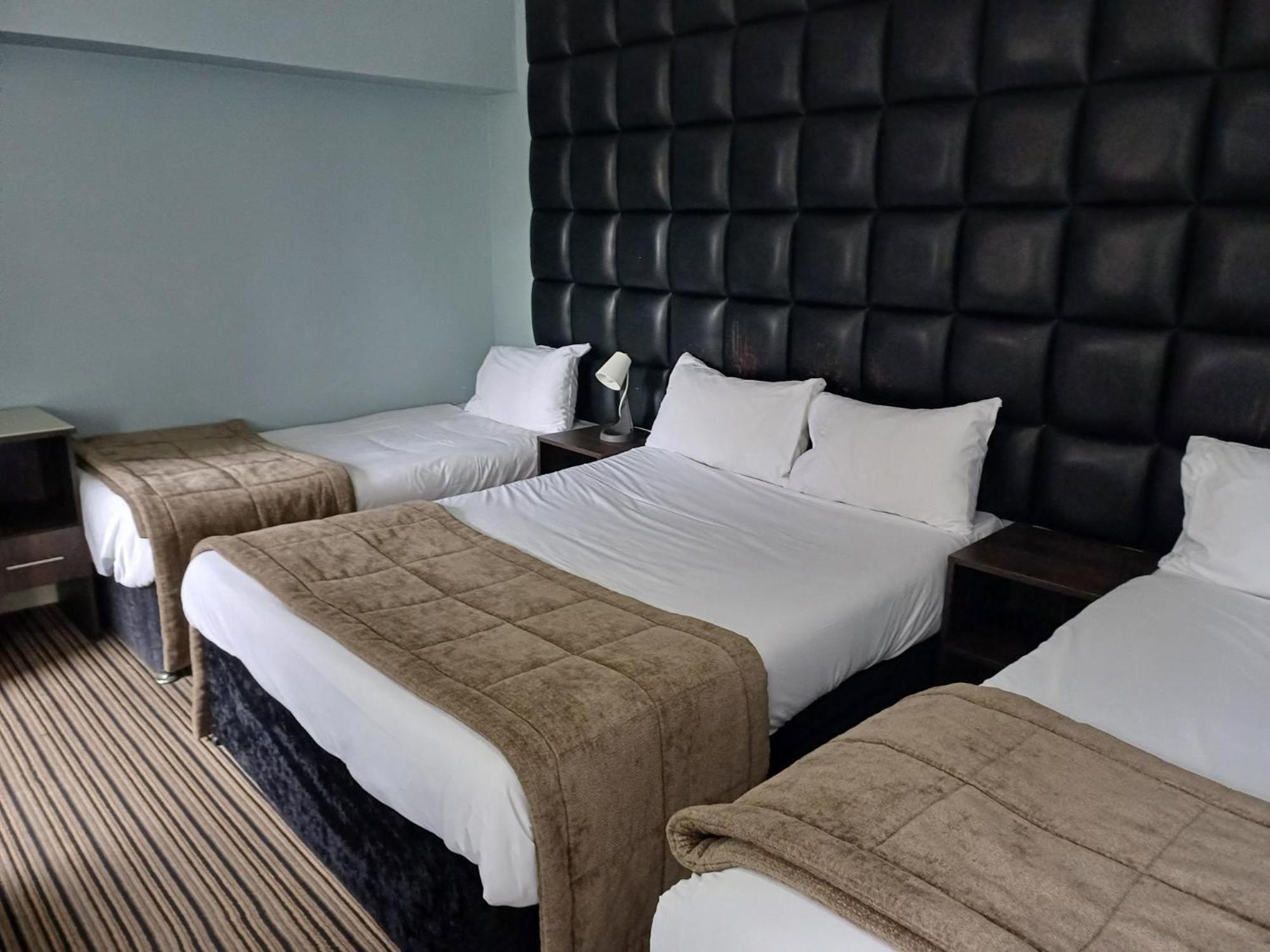 גלאזגו Kings Park Hotel מראה חיצוני תמונה