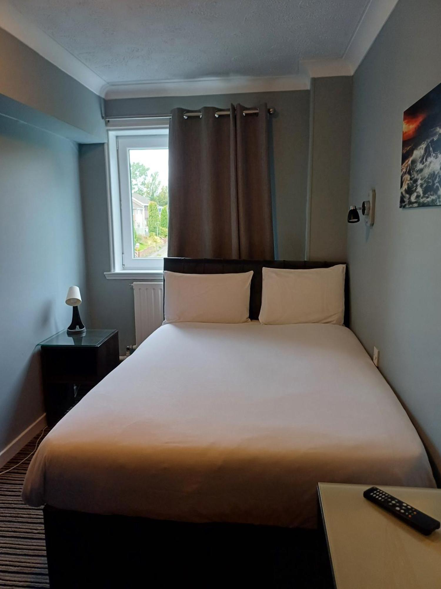 גלאזגו Kings Park Hotel חדר תמונה