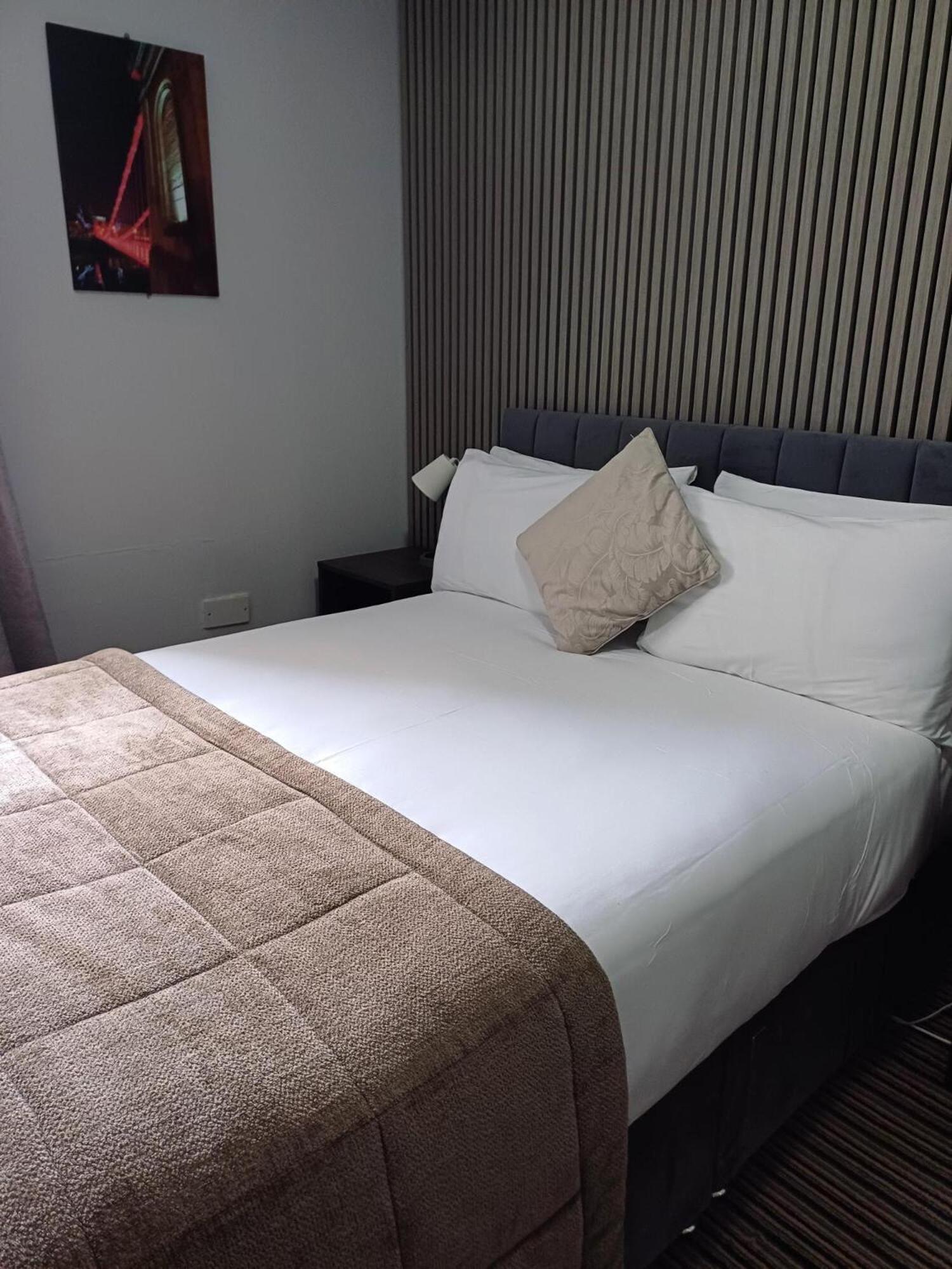 גלאזגו Kings Park Hotel מראה חיצוני תמונה