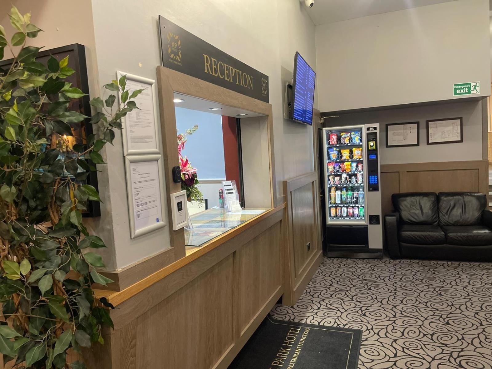 גלאזגו Kings Park Hotel מראה חיצוני תמונה